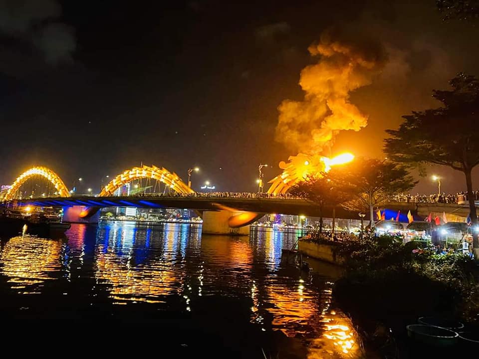 Da Nang Nightlife Tour with Marble Mountains, Lady Buddha Statue, Dragon Bridge 